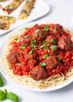 Black Bean Meatball Spaghetti