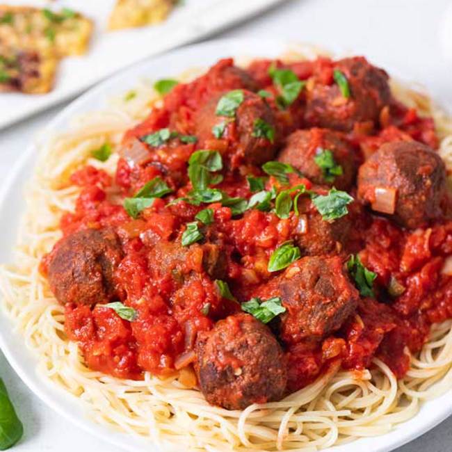 Black Bean Meatball Spaghetti