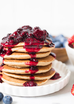 Pancakes With Berry Syrup