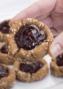 Raspberry Cookies
